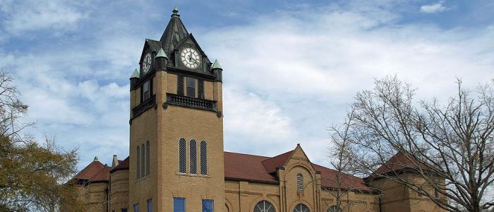 SEO in Prattville, AL - courthouse clock tower in Prattville, Alabama